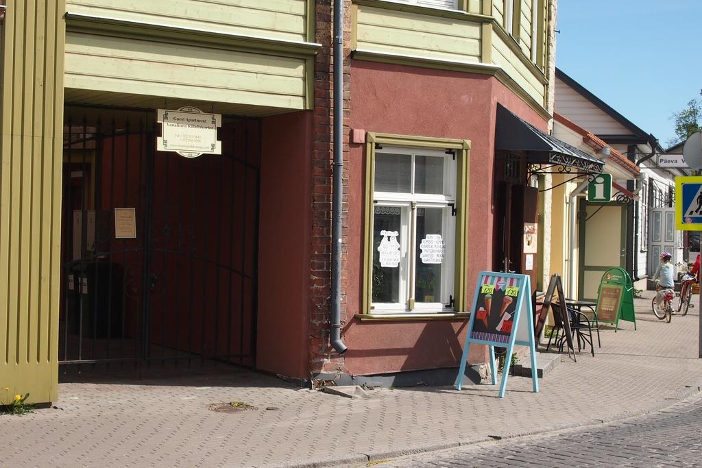 Haapsalu Old Town Apartment Luaran gambar